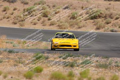 media/Jun-01-2025-CalClub SCCA (Sun) [[eae223c5dd]]/Group 6/Qualifying/